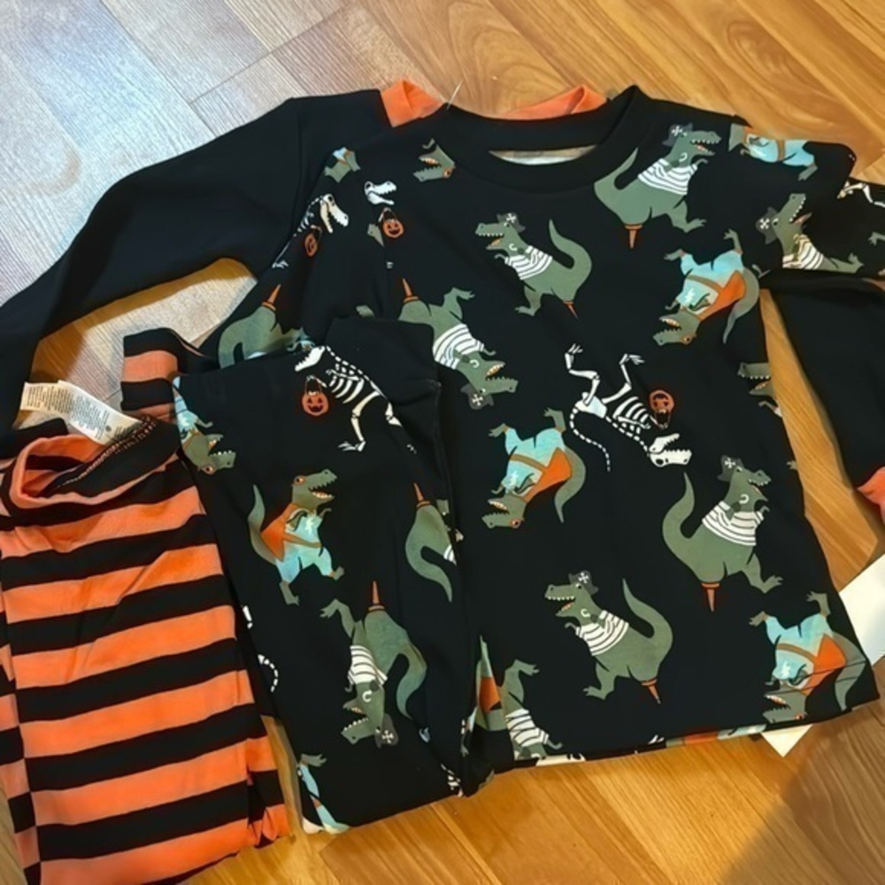 Carters‎ 3T toddler Dino kids Halloween pj set NWT